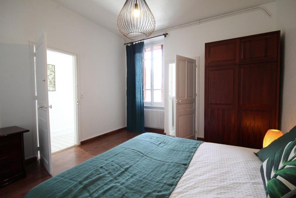 Appartements Le Cru Colbert Beaune  Exteriör bild